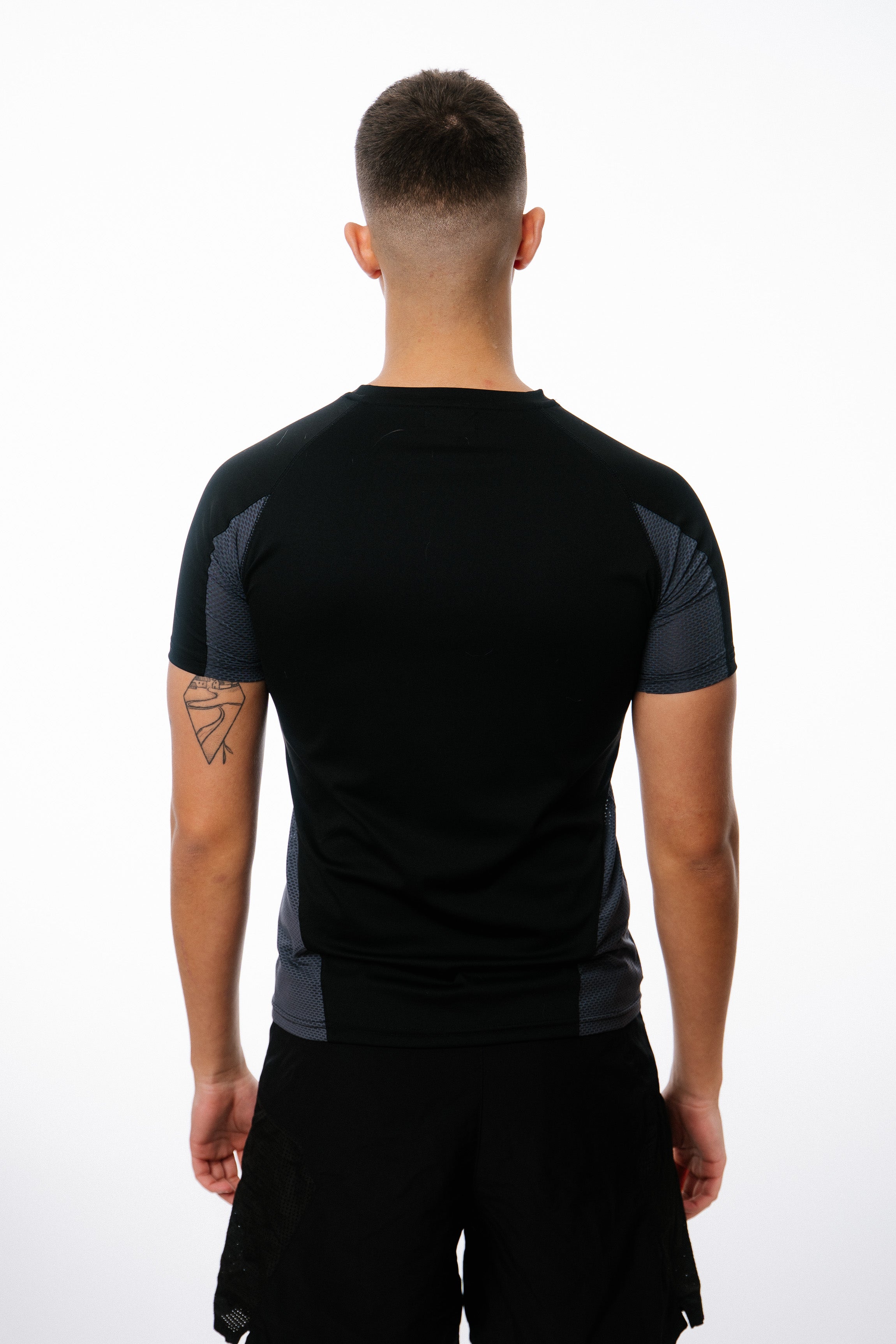PERFORMANCE COMPRESSION T-SHIRT | LEGACY SERIES