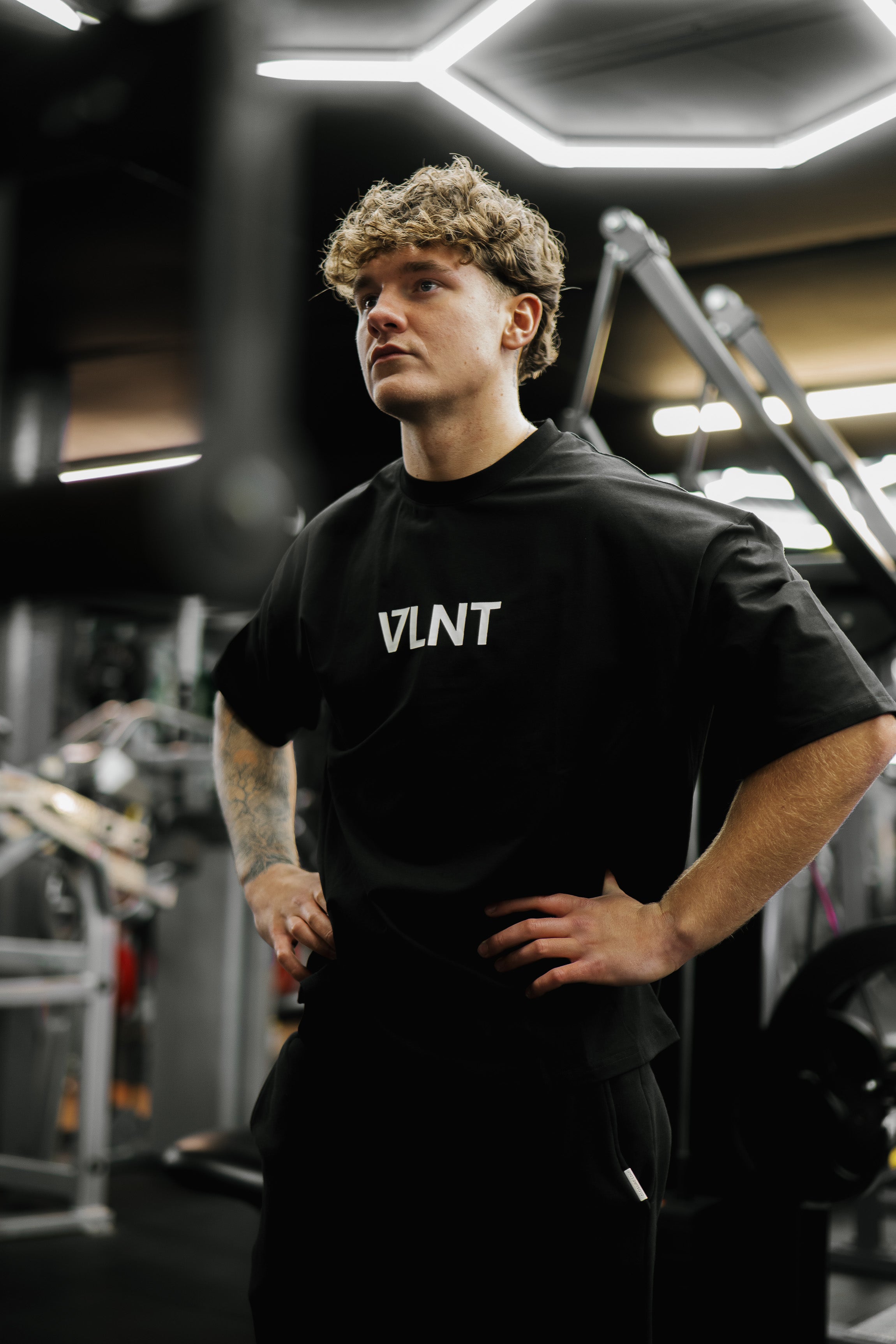 OVERSIZED ESSENTIALS T-SHIRT | LEGACY SERIES